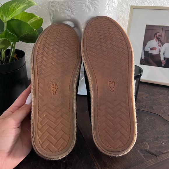 Cole Haan navy boat shoe - Picture 5 of 7